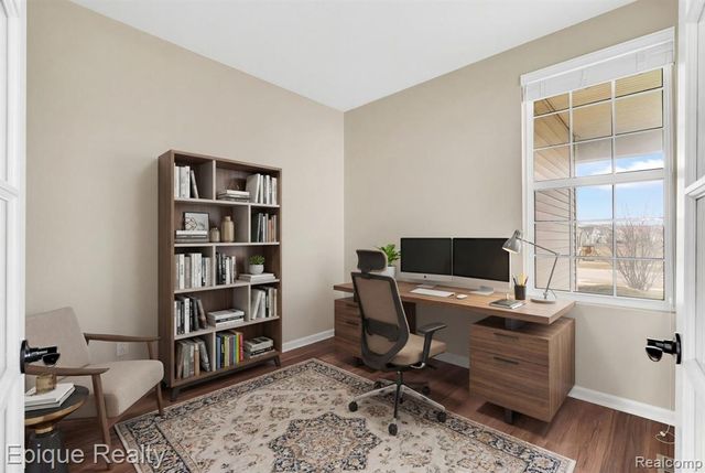 9415 Sand Hill Drive, Grand Blanc, MI 48439