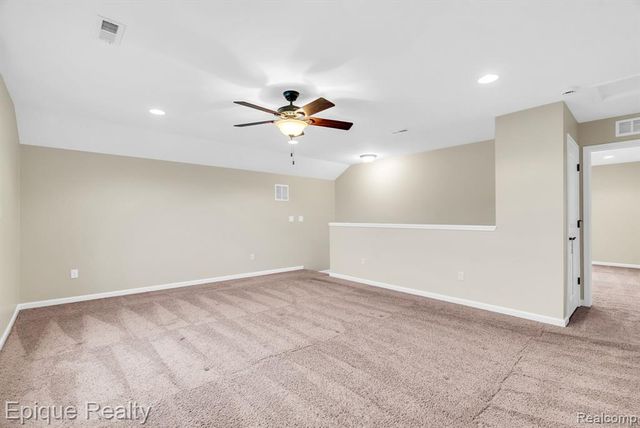 9415 Sand Hill Drive, Grand Blanc, MI 48439