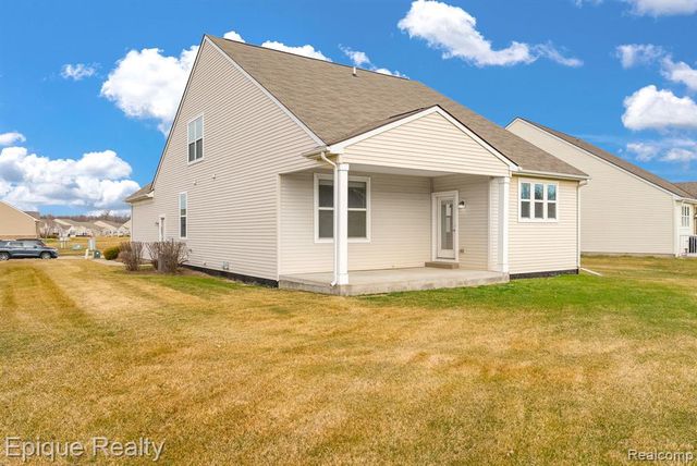 9415 Sand Hill Drive, Grand Blanc, MI 48439