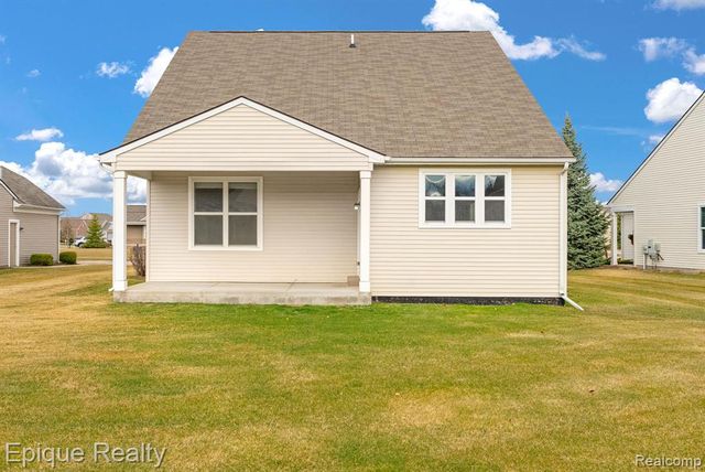 9415 Sand Hill Drive, Grand Blanc, MI 48439