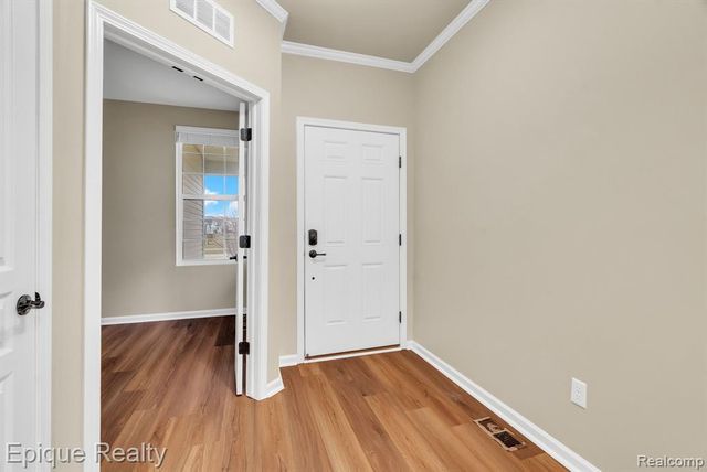 9415 Sand Hill Drive, Grand Blanc, MI 48439