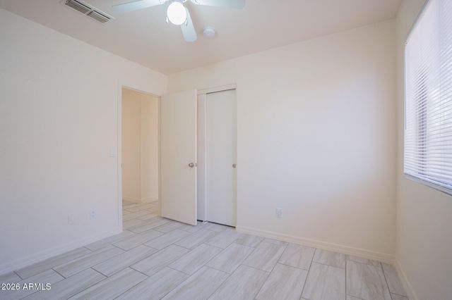 8563 W MISSION Lane, Peoria, AZ 85345