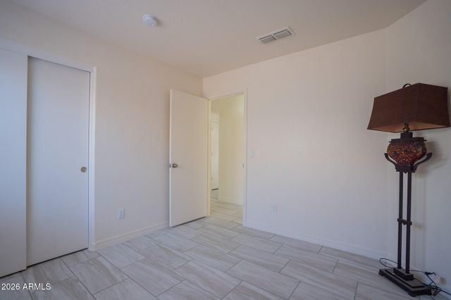 8563 W MISSION Lane, Peoria, AZ 85345