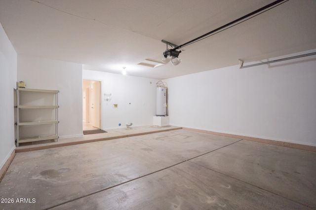 8563 W MISSION Lane, Peoria, AZ 85345