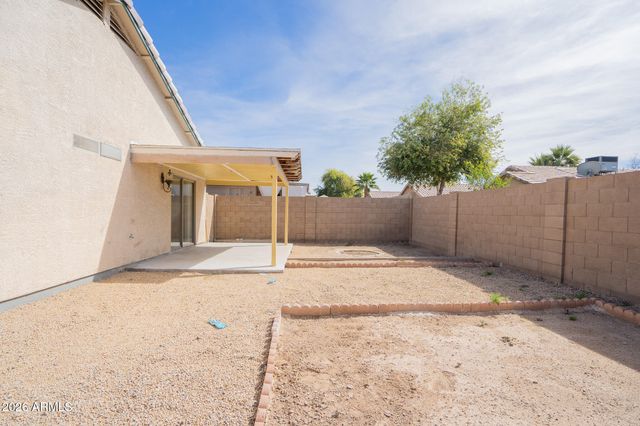 8563 W MISSION Lane, Peoria, AZ 85345