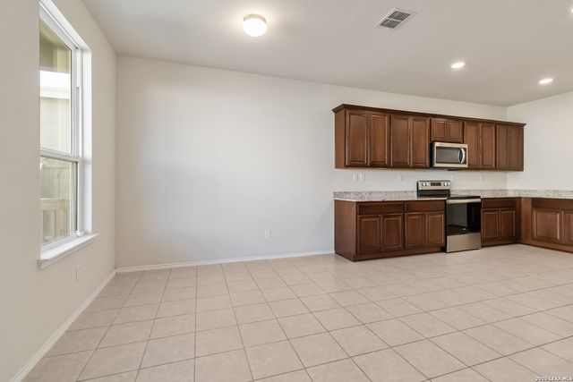 10331 Braunig, San Antonio, TX 78252