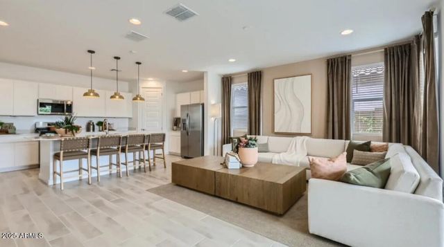 4773 E KENNETH Lane, San Tan Valley, AZ 85143