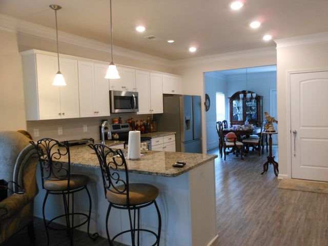 2225 Silverton Dr, Nashville, TN 37207