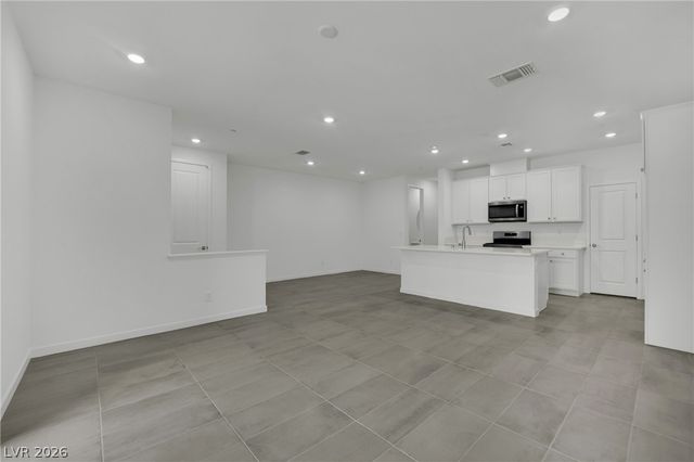 11476 PANOLEDGE Avenue, Las Vegas, NV 89138