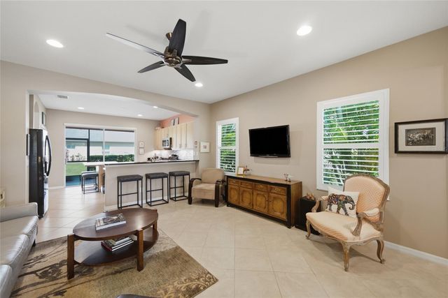 5002 BOSTON COMMON GLEN, Bradenton, FL 34211