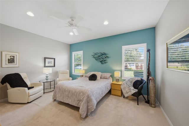 5002 BOSTON COMMON GLEN, Bradenton, FL 34211