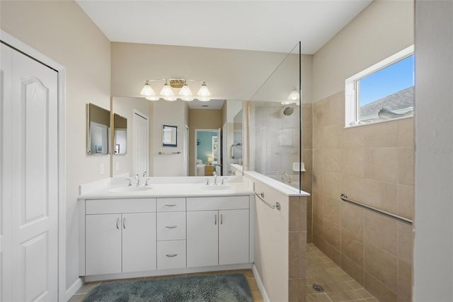 5002 BOSTON COMMON GLEN, Bradenton, FL 34211