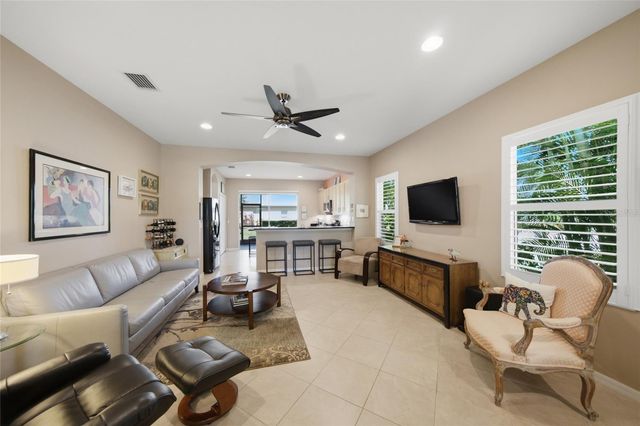 5002 BOSTON COMMON GLEN, Bradenton, FL 34211