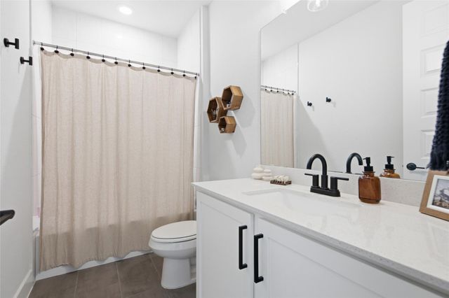 7712 Ellas Inlet DR, Austin, TX 78744
