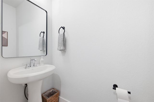 7712 Ellas Inlet DR, Austin, TX 78744