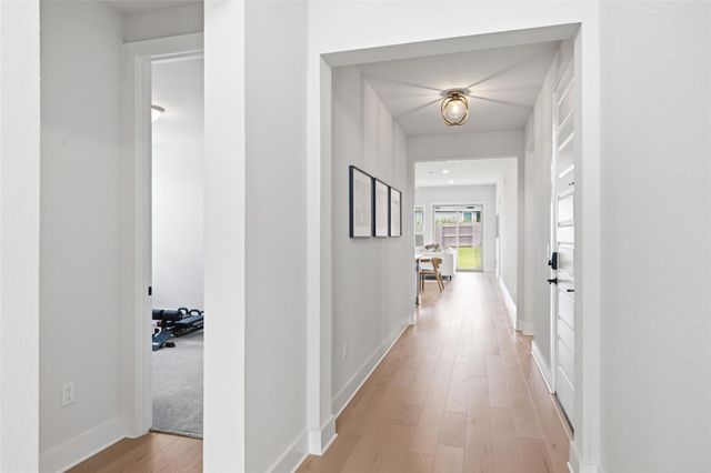 7712 Ellas Inlet DR, Austin, TX 78744