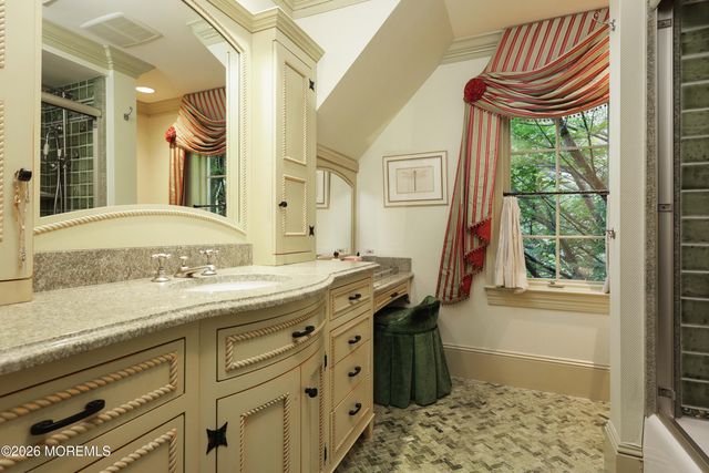 55 Bellevue Avenue, Rumson, NJ 07760