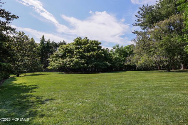 55 Bellevue Avenue, Rumson, NJ 07760