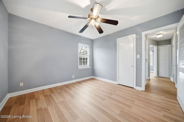 517 Harris Pl, Louisville, KY 40222