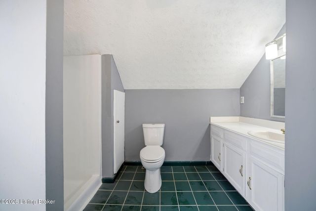 517 Harris Pl, Louisville, KY 40222