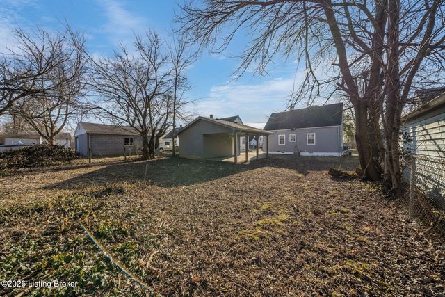 517 Harris Pl, Louisville, KY 40222