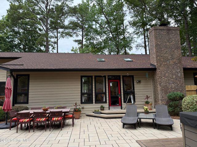 4605 Dewfield Drive N, Wilson, NC 27896