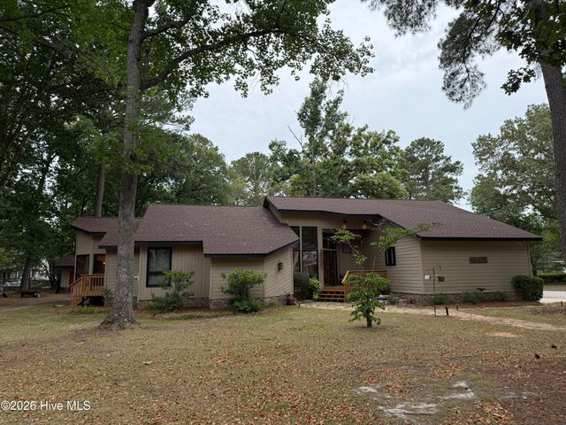4605 Dewfield Drive N, Wilson, NC 27896