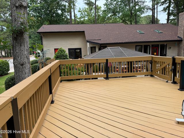 4605 Dewfield Drive N, Wilson, NC 27896