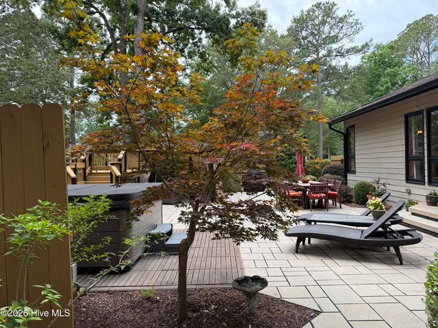4605 Dewfield Drive N, Wilson, NC 27896
