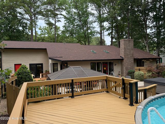 4605 Dewfield Drive N, Wilson, NC 27896