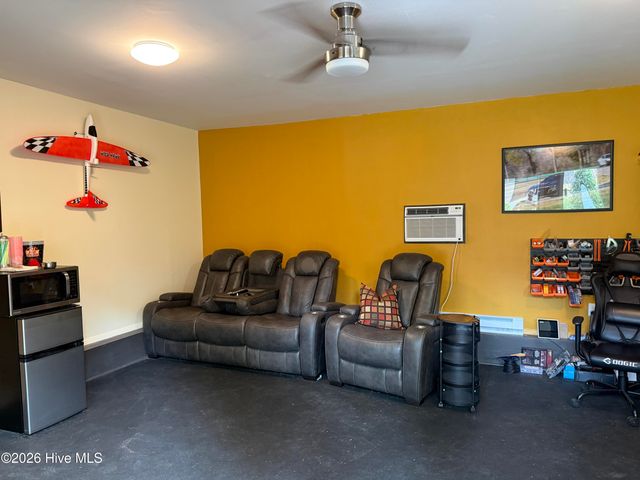 4605 Dewfield Drive N, Wilson, NC 27896