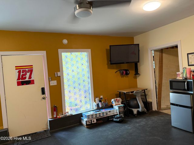 4605 Dewfield Drive N, Wilson, NC 27896