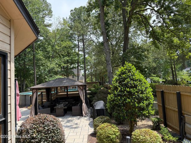 4605 Dewfield Drive N, Wilson, NC 27896