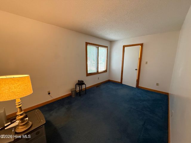 4605 Dewfield Drive N, Wilson, NC 27896