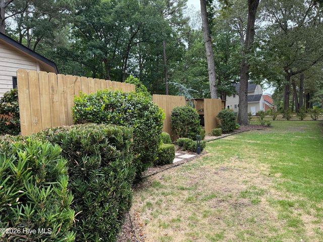 4605 Dewfield Drive N, Wilson, NC 27896