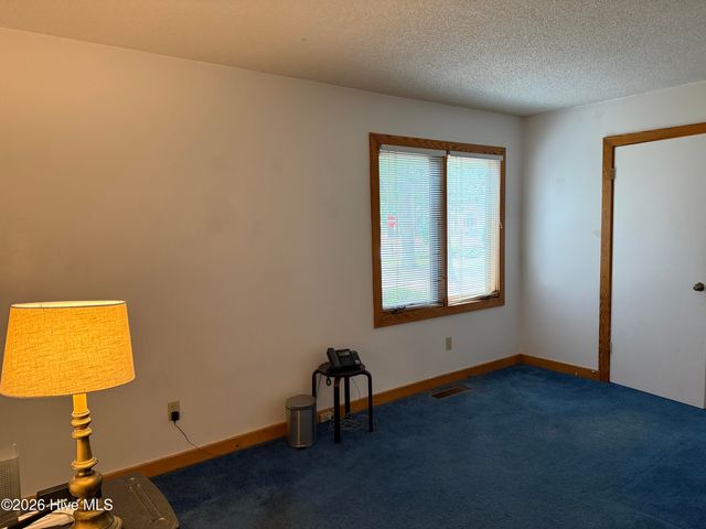 4605 Dewfield Drive N, Wilson, NC 27896