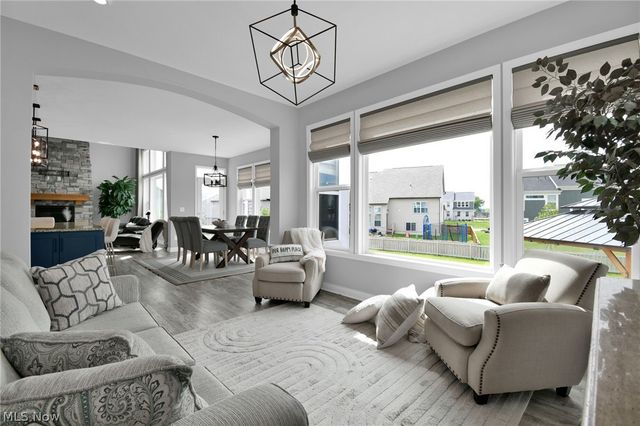 132 Cinnamon Teal Street, Pickerington, OH 43147