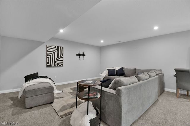 132 Cinnamon Teal Street, Pickerington, OH 43147