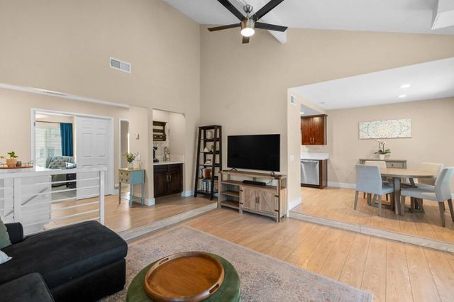 5440 Baltimore Drive 160, La Mesa, CA 91942