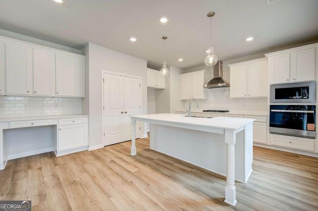 183 Dalston Cove, Stockbridge, GA 30281