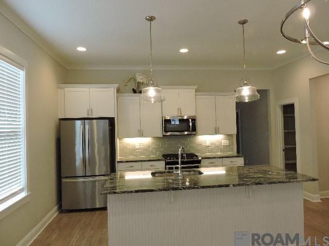 15042 Vintage Jade Ct, Baton Rouge, LA 70817