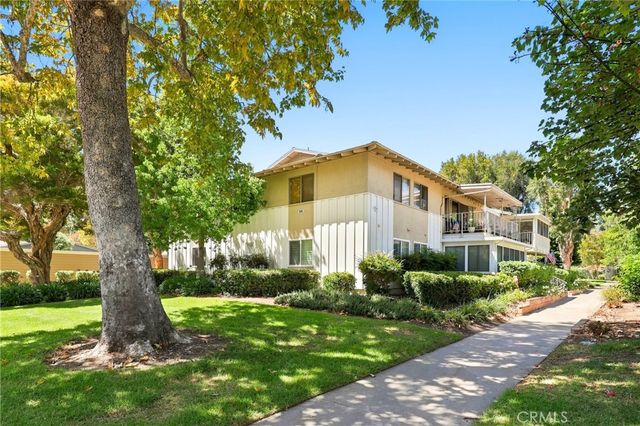 526 Calle Aragon B, Laguna Woods, CA 92637