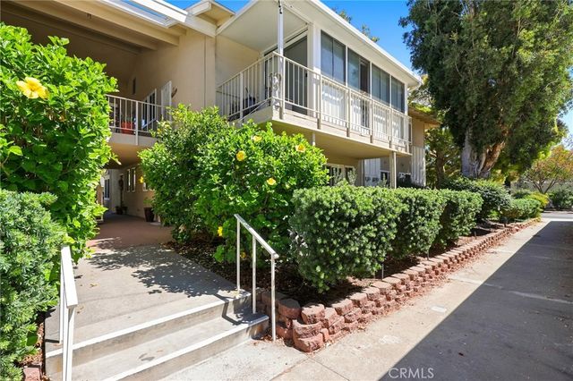 526 Calle Aragon B, Laguna Woods, CA 92637