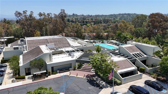 526 Calle Aragon B, Laguna Woods, CA 92637