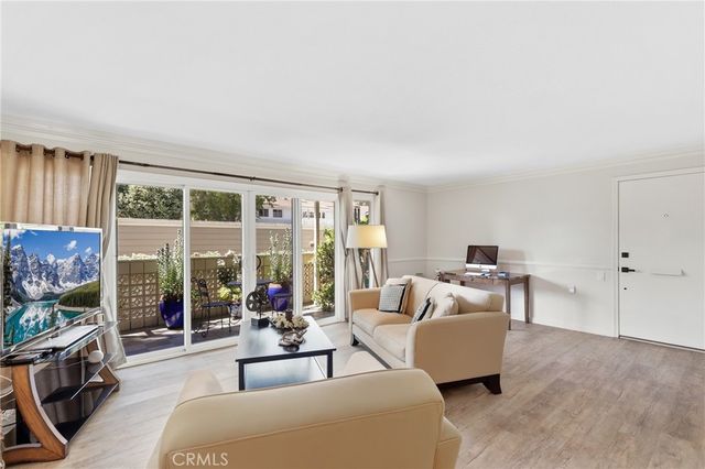 526 Calle Aragon B, Laguna Woods, CA 92637