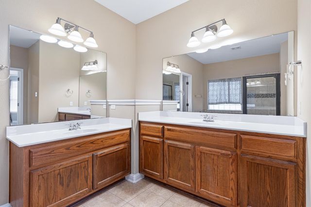 620 Middle Creek DR, Buda, TX 78610