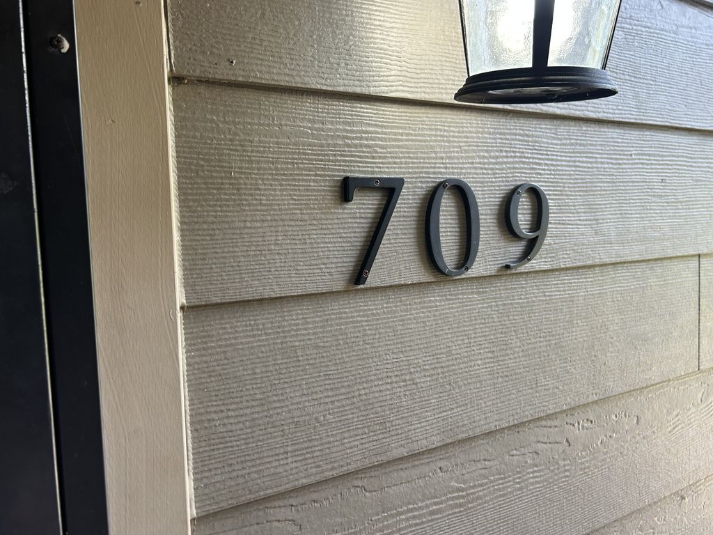 709 Ashlawn Pl, Nashville, TN 37211