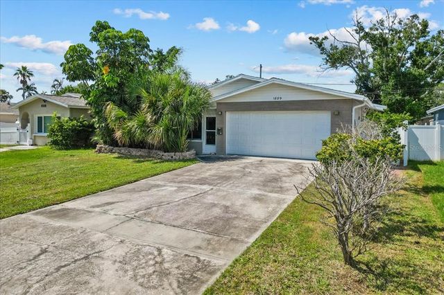 1889 MONTANA AVENUE NE, St Petersburg, FL 33703