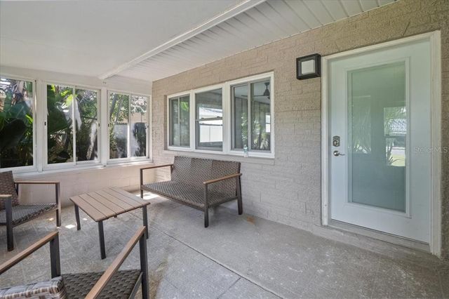 1889 MONTANA AVENUE NE, St Petersburg, FL 33703