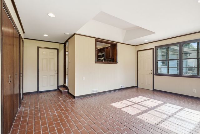 1614 E 41st Street, Tulsa, OK 74105